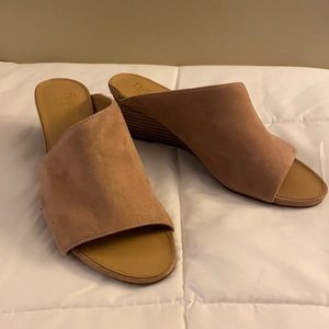 Brand New tan sandals